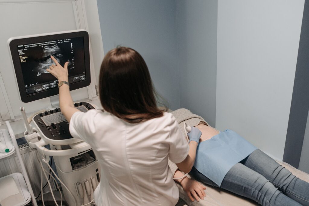 Recepta online na leki gastrologiczne – kiedy lekarz może wystawić e-receptę