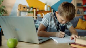 Recepta online na leki na ADHD u dziecka – jak przygotować się do nowego roku szkolnego